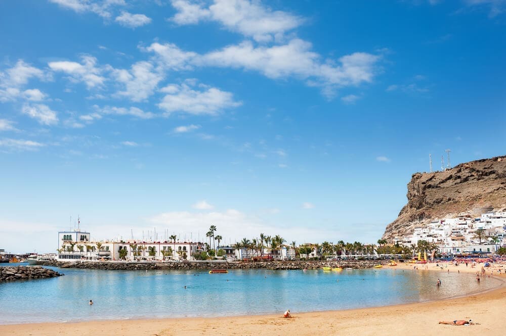 Puerto de Mogán: la "Venecia canaria" que en realidad diseñó un artista en los 70 | Casa El Drago